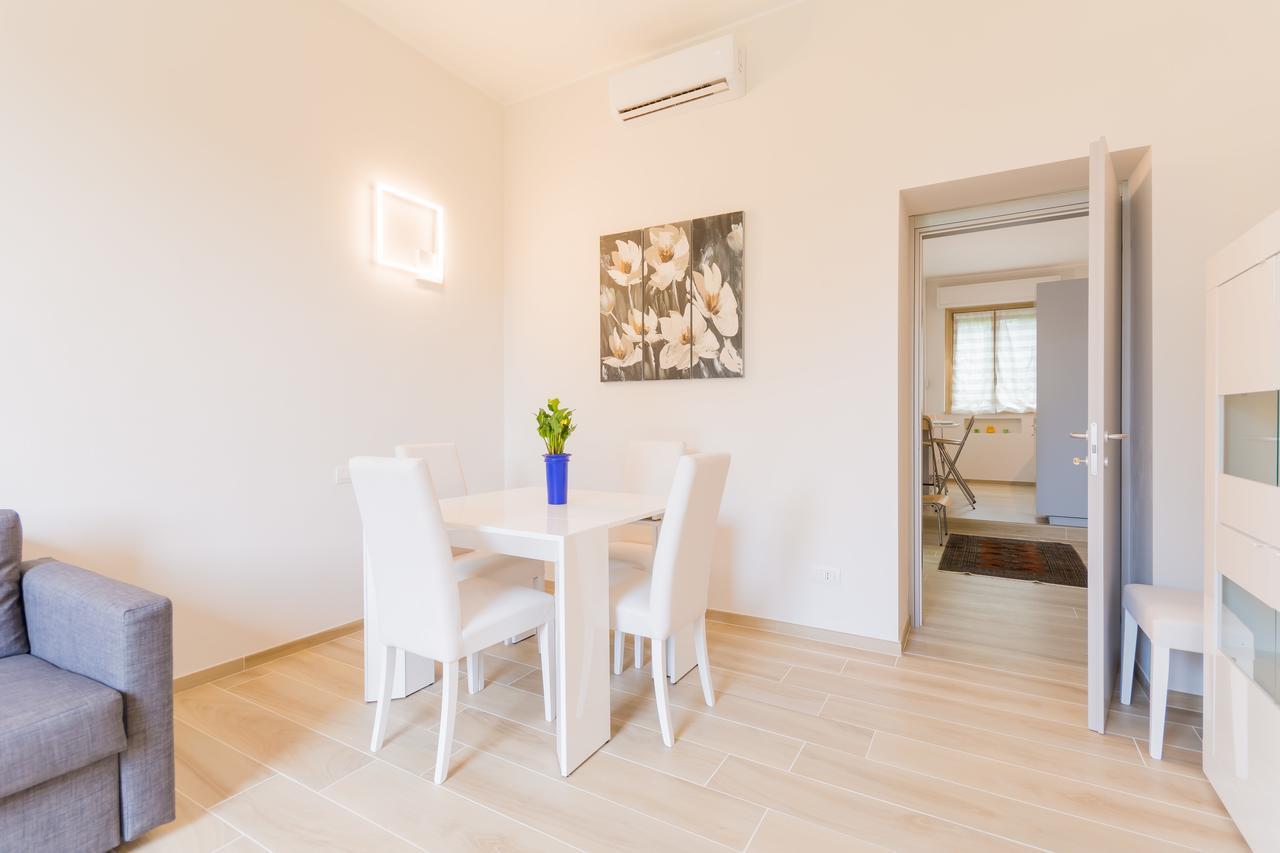 Isola Suite Milano Eksteriør billede